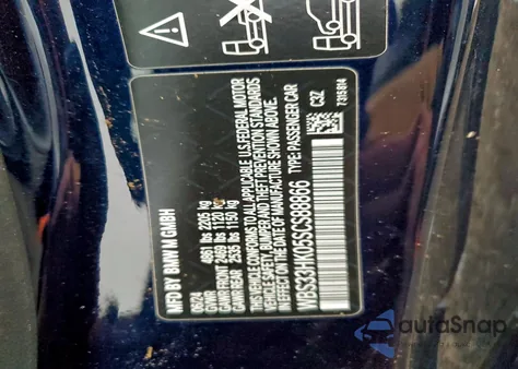 2025 BMW M4 Competition z USA, uszkodzony, nr VIN WBS33HK05SCS88866